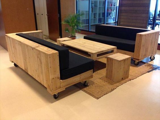 Creative Recycled Pallet Furniture Design Ideas
